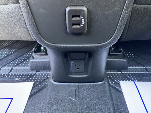 Used 2024 Chevrolet Equinox RS image 23