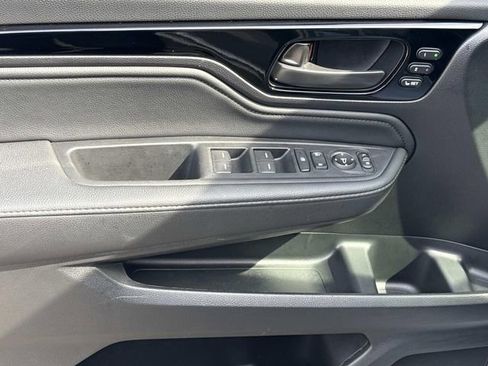 Certified 2025 Honda Odyssey Touring image 10