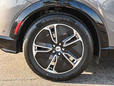 Used 2023 Ford Mustang Mach-E Premium image 11