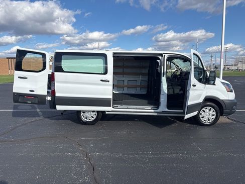 Used 2024 Ford Transit 250 Low Roof w/ Exterior Upgrade Package RWD image 21