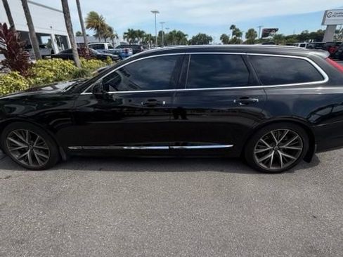 Used 2019 Volvo V90 T5 Inscription w/ Protection Package Premier FWD image 3