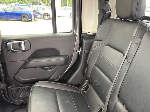 Used 2021 Jeep Gladiator Overland w/ Popular Equipment Package AWD/4WD image 37