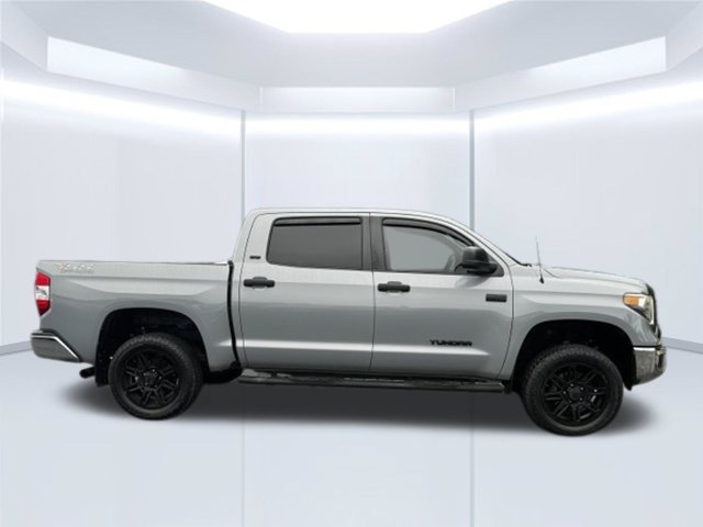 Used 2019 Toyota Tundra SR5 w/ SR5 Upgrade Package AWD/4WD image 12
