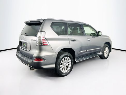 Used 2014 Lexus GX 460 image 9