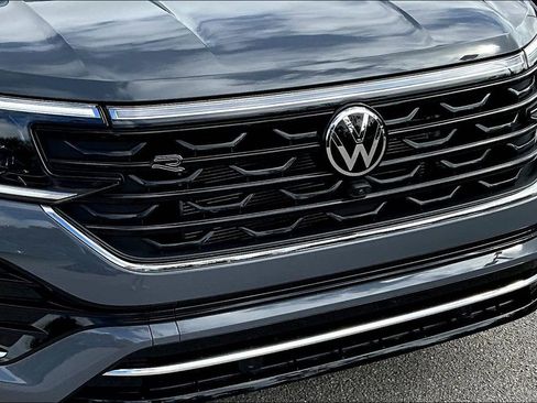 New 2026 Volkswagen Atlas SEL Premium R-Line AWD/4WD image 11