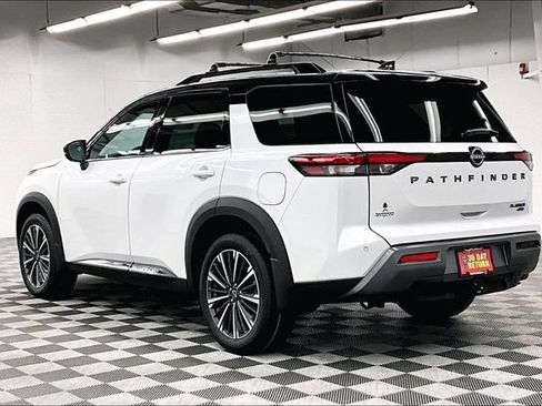 New 2026 Nissan Pathfinder Platinum AWD/4WD image 3