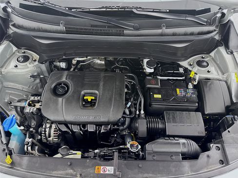 Certified 2026 Kia Seltos LX AWD/4WD image 28