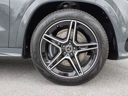 New 2026 Mercedes-Benz GLS 450 4MATIC image 11