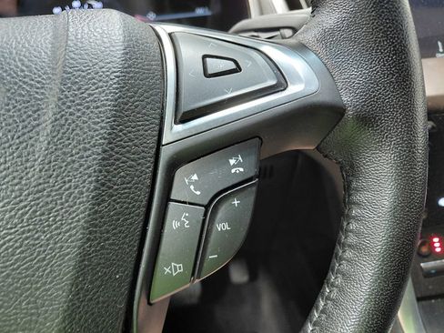 Certified 2018 Ford Edge Titanium AWD/4WD image 35