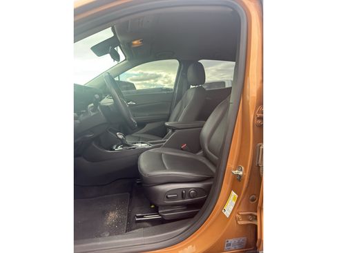 Used 2024 Buick Encore GX Sport Touring w/ Comfort Package AWD/4WD image 9