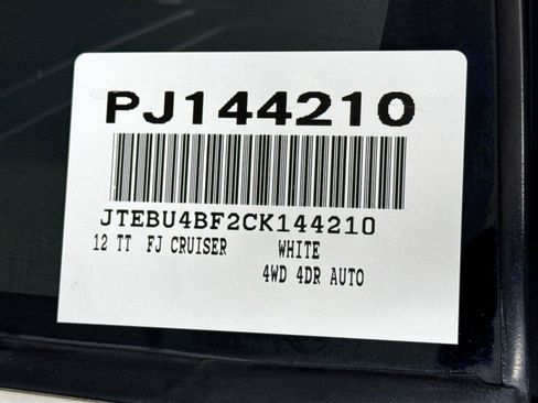 Used 2012 Toyota FJ Cruiser 4WD w/ Upgrade Pkg image 49