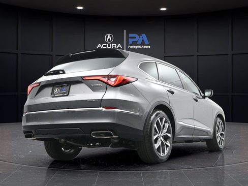 Used 2023 Acura MDX SH-AWD w/ Technology Package image 31
