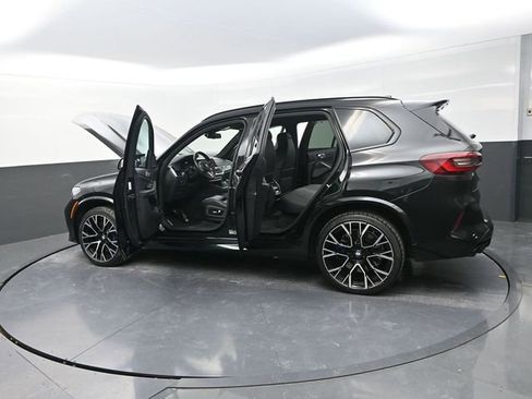 Used 2022 BMW X5 M w/ Competition Package 2 image 42