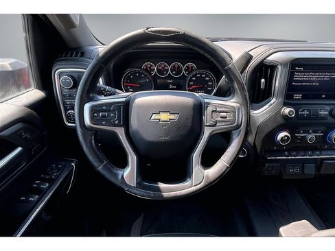 Used 2022 Chevrolet Silverado 3500 LTZ AWD/4WD image 9