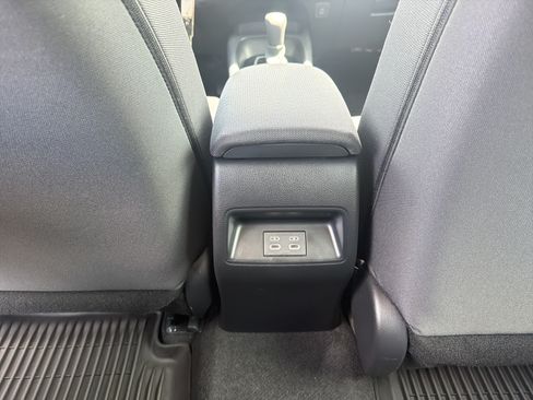 Used 2023 Toyota Corolla LE FWD image 28