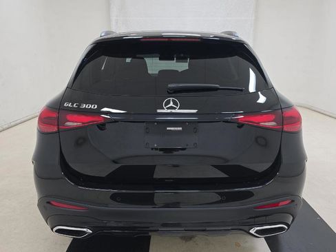 Used 2025 Mercedes-Benz GLC 300 image 5