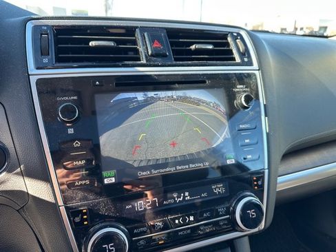 Used 2018 Subaru Outback 2.5i Limited image 13