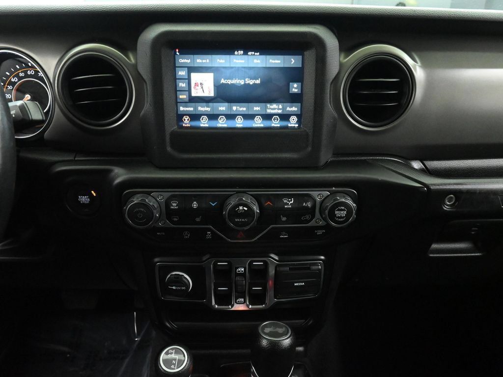 Used 2022 Jeep Wrangler Unlimited Sport AWD/4WD image 26