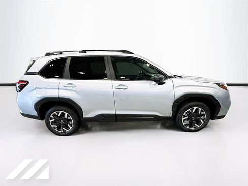 New 2026 Subaru Forester Premium AWD/4WD image 4