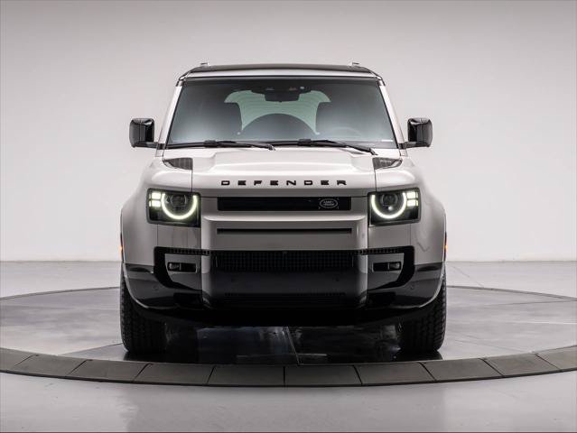 New 2026 Land Rover Defender 130 X-Dynamic SE AWD/4WD image 8