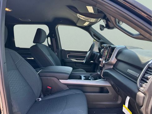 New 2026 RAM 2500 Big Horn AWD/4WD image 12