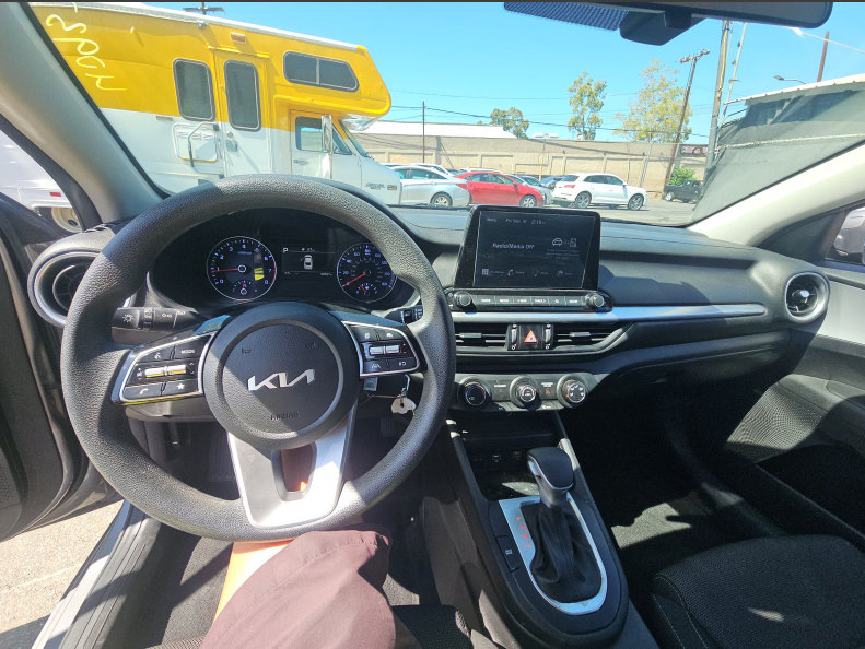 Used 2024 Kia Forte LXS FWD image 6