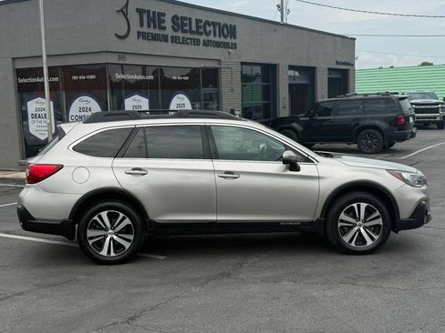 Used 2019 Subaru Outback 2.5i Limited w/ Protection Package #1 AWD/4WD image 17