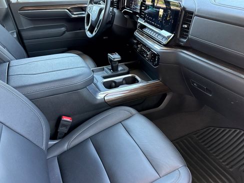 Used 2023 Chevrolet Silverado 1500 RST w/ Convenience Package II AWD/4WD image 24
