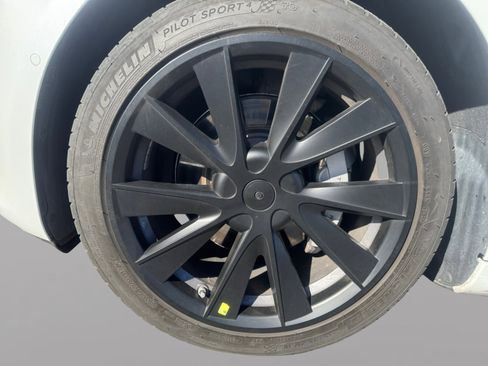 Used 2019 Tesla Model 3 Mid Range image 9