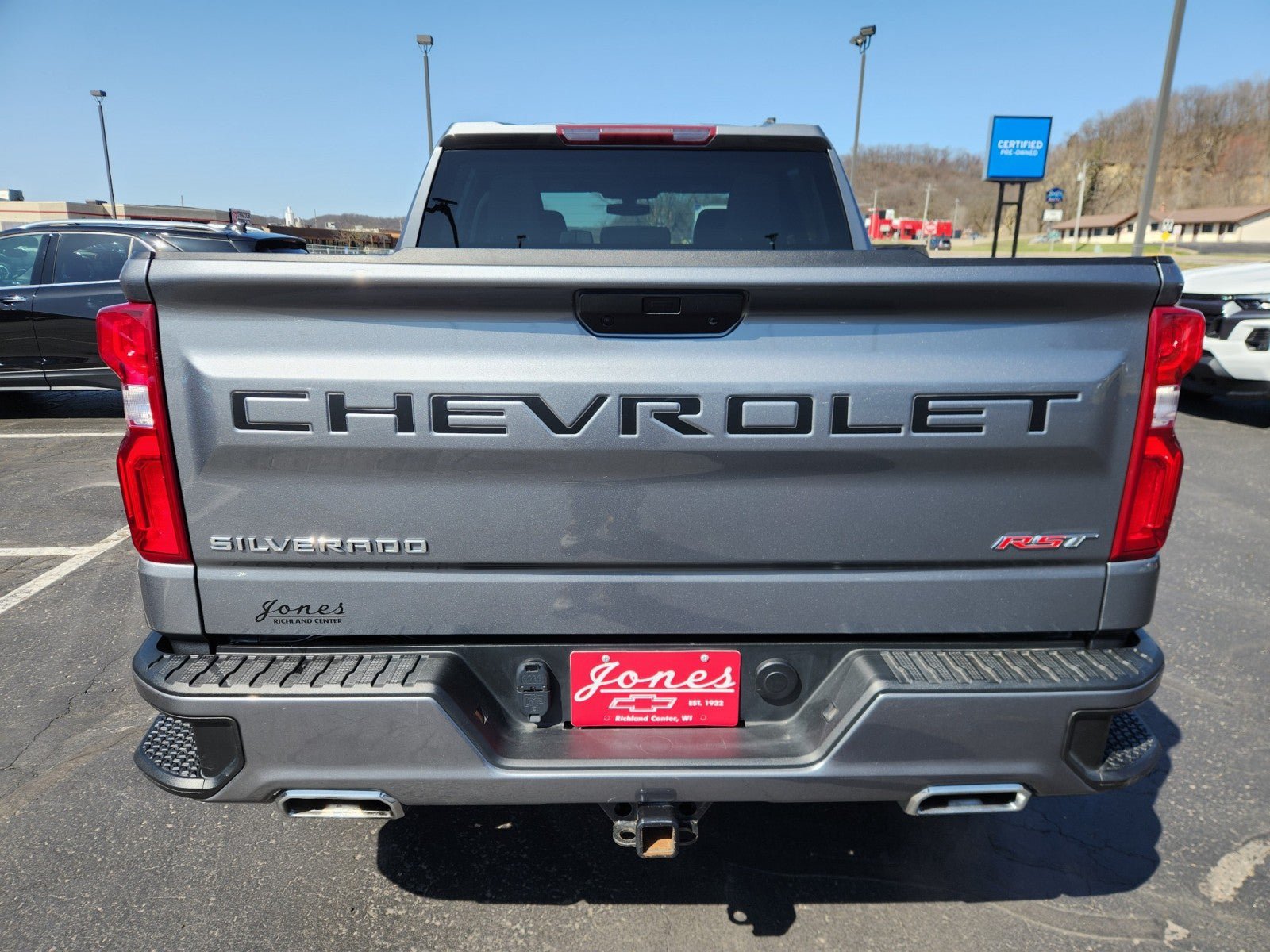 Used 2022 Chevrolet Silverado 1500 RST AWD/4WD image 4