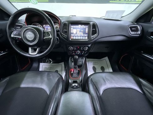Used 2017 Jeep Compass Trailhawk image 19