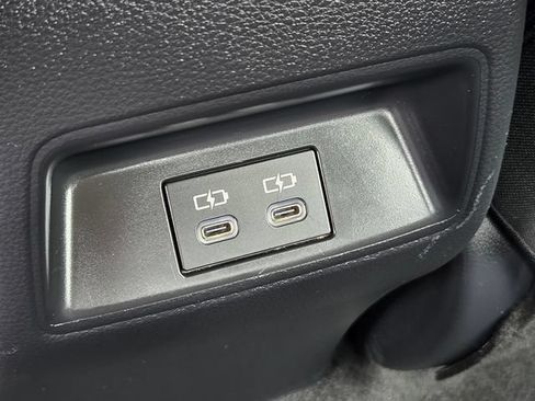 Used 2024 Toyota Corolla SE FWD image 11