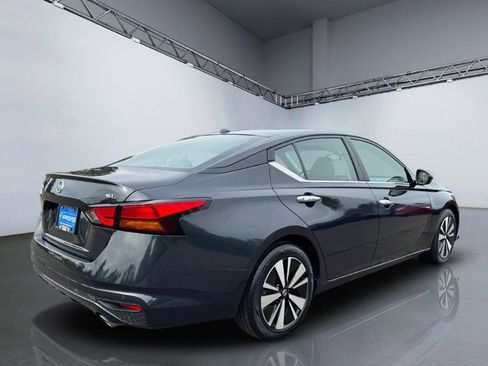 Used 2020 Nissan Altima 2.5 SL FWD image 7