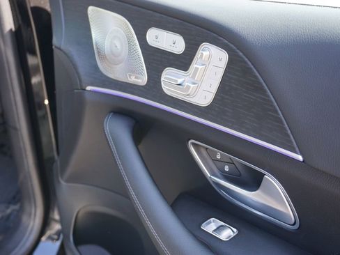 Certified 2025 Mercedes-Benz GLS 450 4MATIC image 48