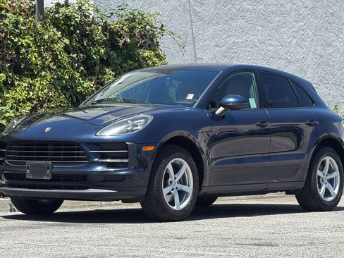 Used 2019 Porsche Macan AWD/4WD image 9