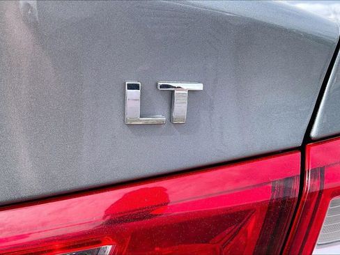 Used 2024 Chevrolet Malibu LT image 24