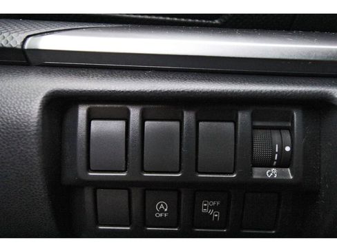Used 2020 Subaru Forester Premium w/ Popular Package #1 AWD/4WD image 8