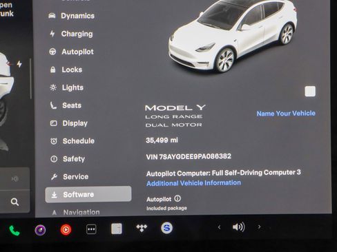 Used 2023 Tesla Model Y Long Range image 15