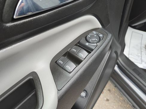 Used 2022 Chevrolet Equinox LT AWD/4WD image 13