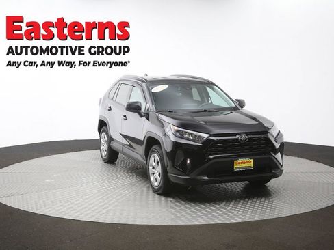Used 2021 Toyota RAV4 LE AWD/4WD image 49