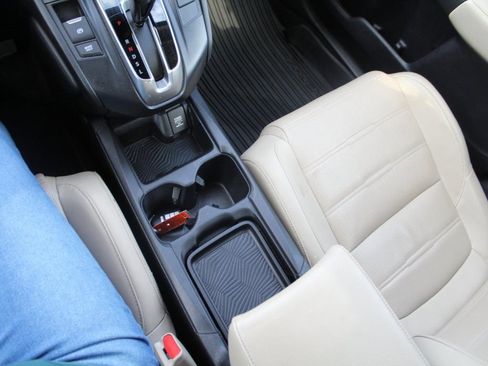 Used 2019 Honda CR-V EX-L image 17