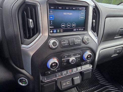 Used 2021 GMC Sierra 1500 SLE w/ X31 Off-Road Package AWD/4WD image 13