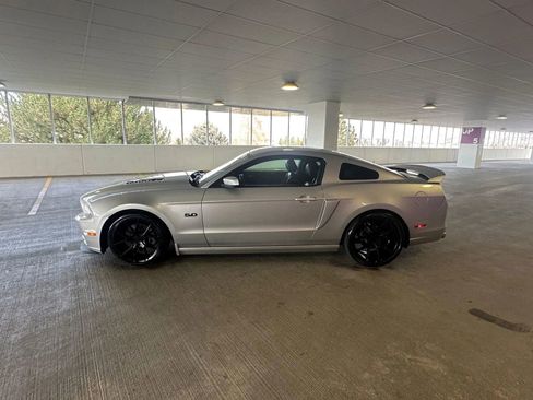 Used 2014 Ford Mustang GT Premium w/ Equipment Group 402A image 3