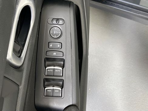 Used 2023 Honda Civic Sport image 17