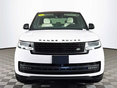 Certified 2024 Land Rover Range Rover SE AWD/4WD image 2