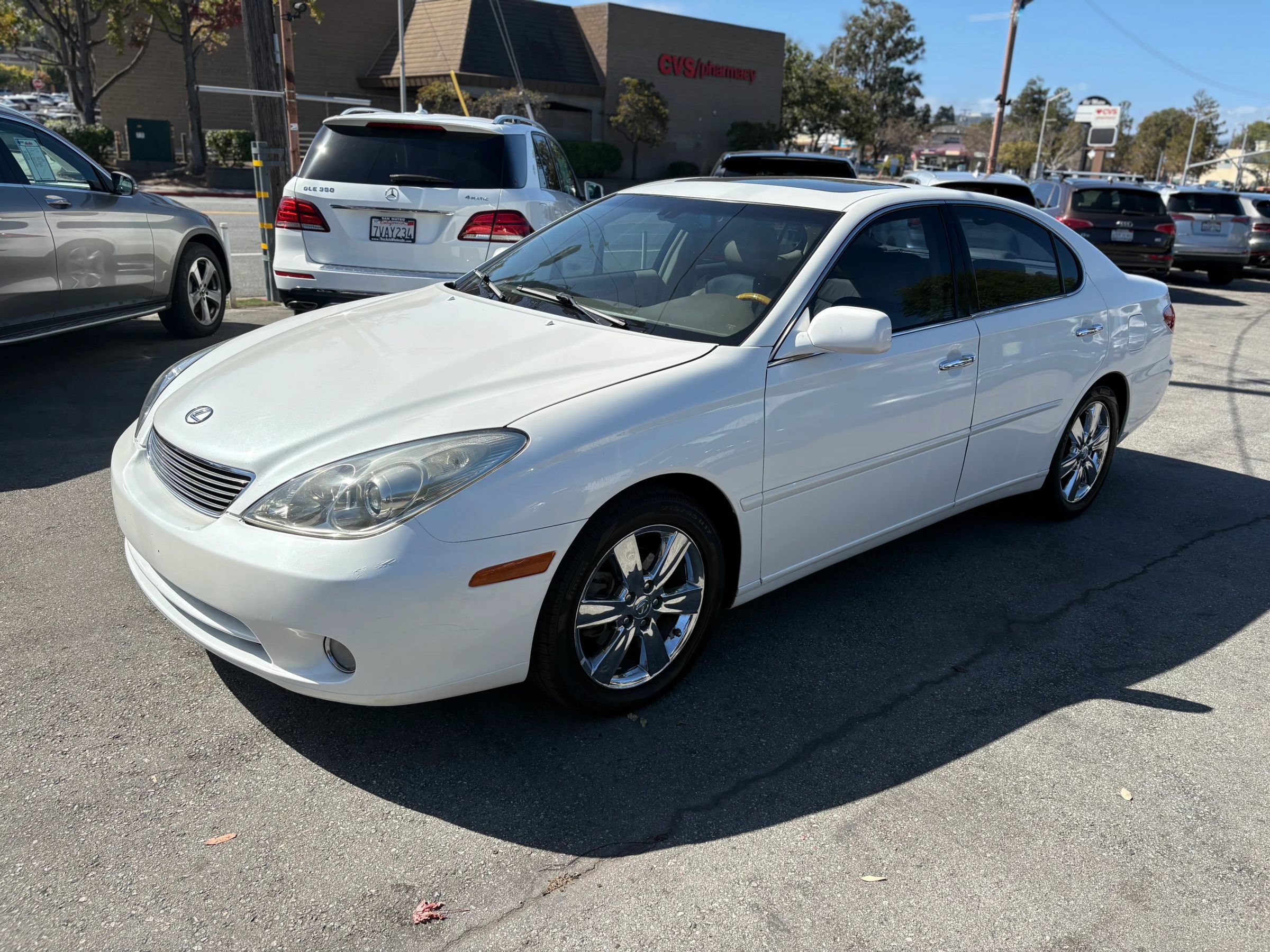 Used 2005 Lexus ES 330 FWD image 3