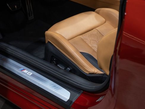 Used 2020 BMW M8 Convertible w/ M Driver's Package image 27