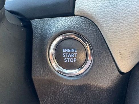 Used 2021 Toyota RAV4 XLE w/ Convenience Package image 25