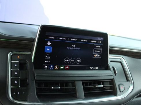 Used 2021 Chevrolet Tahoe LT w/ LT Signature Package AWD/4WD image 20