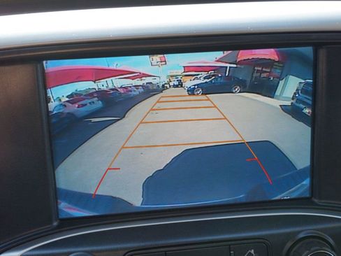 Used 2017 GMC Sierra 1500 SLE w/ SLE Value Package image 31